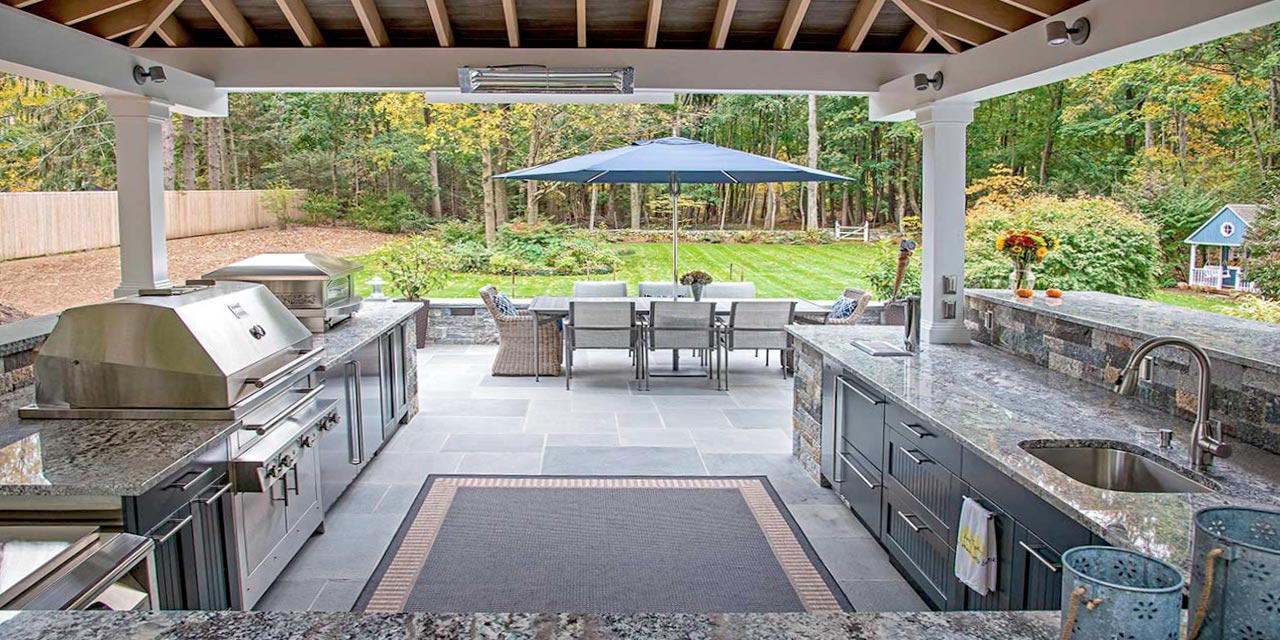 Outdoor Kitchens